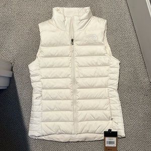 White Women’s North Face Vest brand new
